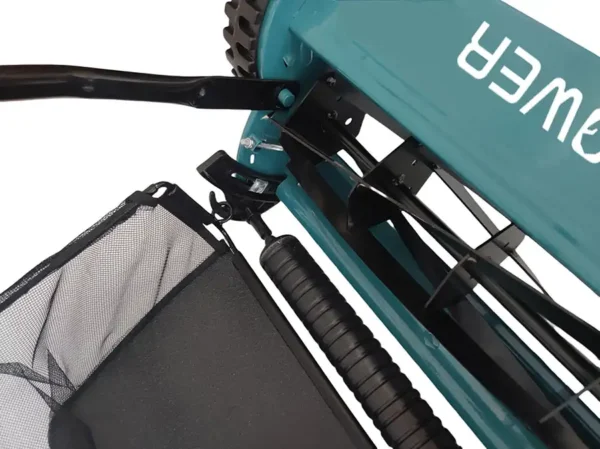 Lawn Mowing machine for garden